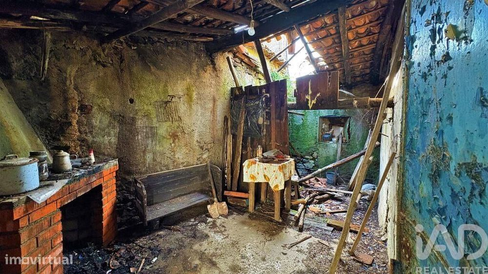 Casa / Villa em Castanheira de Pêra e Coentral de 120 m2