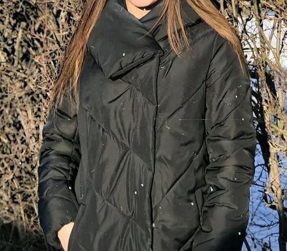 Пуховик чорний