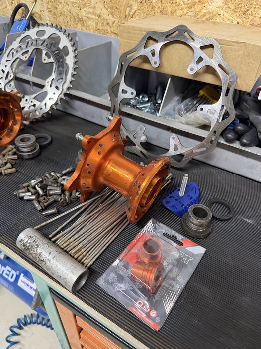 Cubos KTM 4mx frente e tras