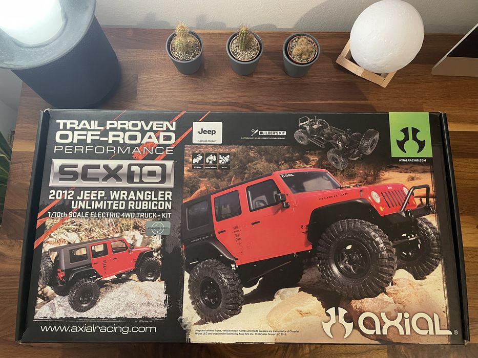 Axial SCX10 R/C Scaler