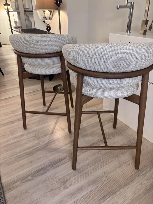 -25% RABAT, NOWE Hokery Calligaris Oleandro, orzech canaletto + boucle