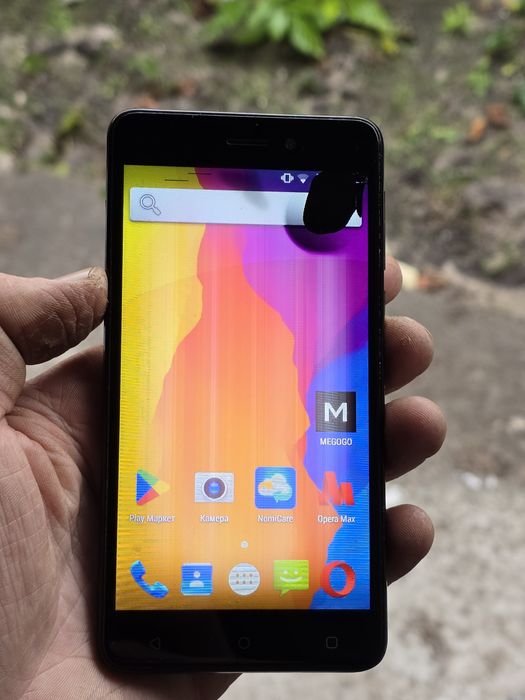 Android телефон на 2 сімкарти