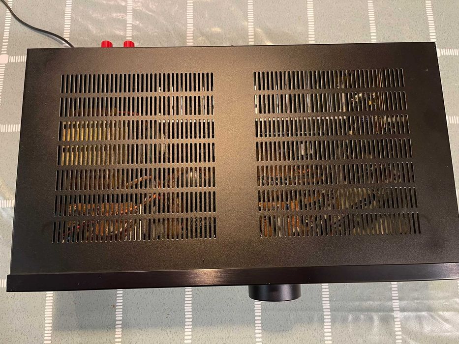 Стерео усилитель Onkyo A-8640