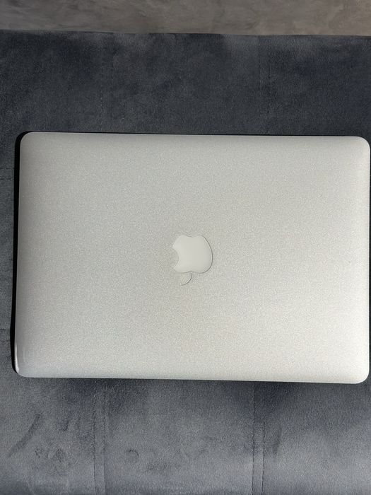 Macbook air A1369