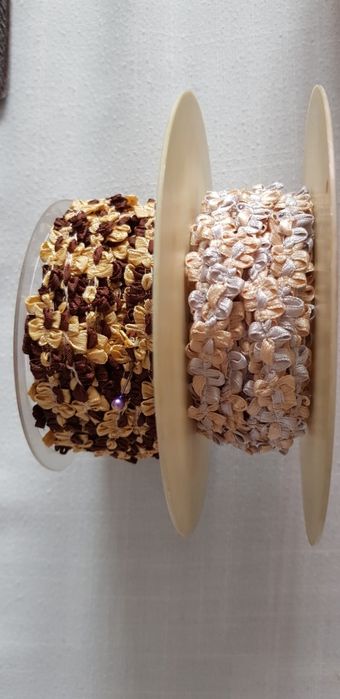 Taśma ozdobna 17.6 m