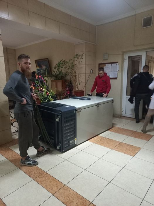 Грузчики в Киеве. Услуги грузчиков. Вантажники