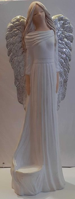 Anioł aniołek figurka