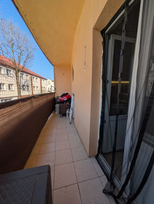 Słoneczne, ekonomiczne mieszkanie z dużym balkonem w centrum - 49,70 m² - Więcej