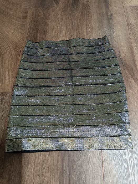 Złota spódniczka, rozmiar S