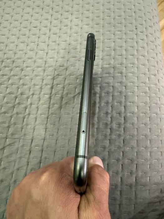 iPhone 11 128Gb iCloud lock