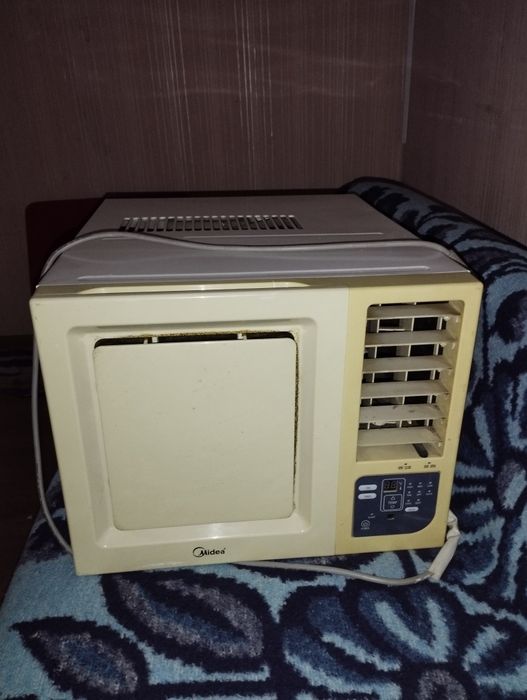 Кондиционер оконный Midea MWF 2 09 HR