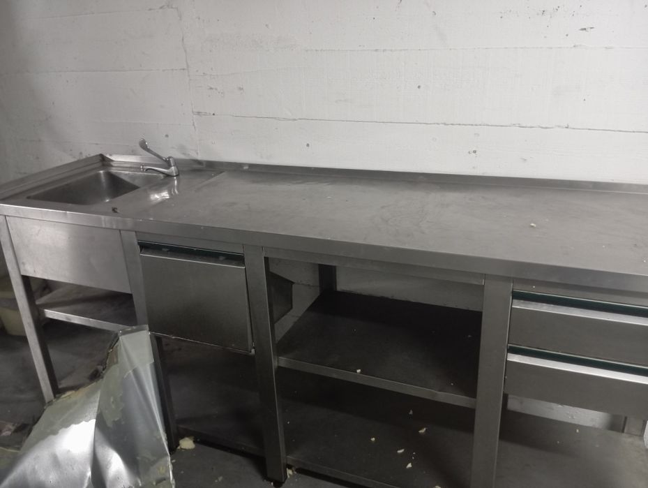 Bancadas de inox em excelente estado