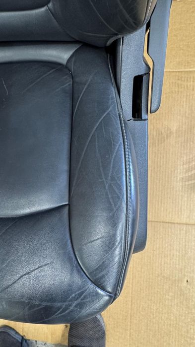 Fiat Freemont KOMPLET FOTELI 7 osobowy tapicerka WNĘTRZE