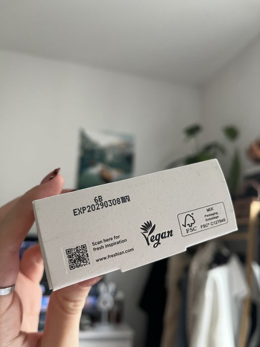 kremowy róż 01 fuzzy Freshian Egg-like Cream Blush 6.5g