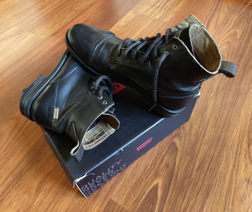 Botas pretas Levi's Emerson