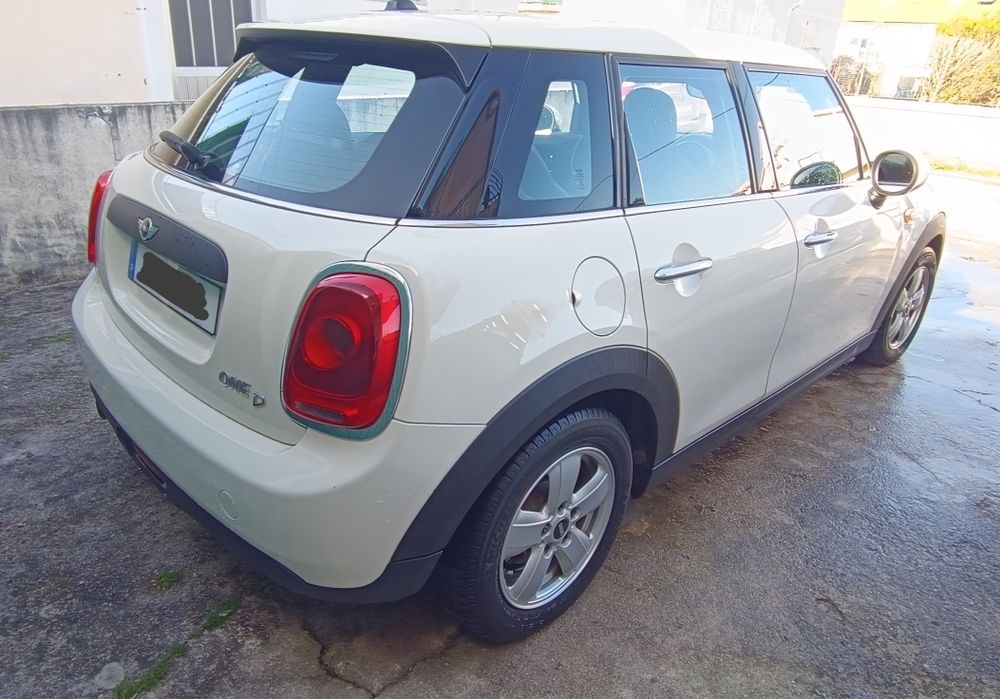 Mini 4 portas diesel