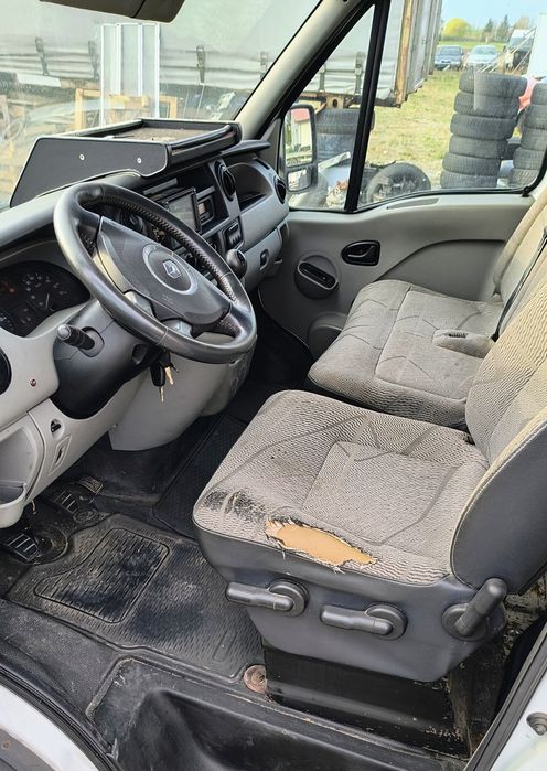 Renault Master  2.5 dCi 120KM