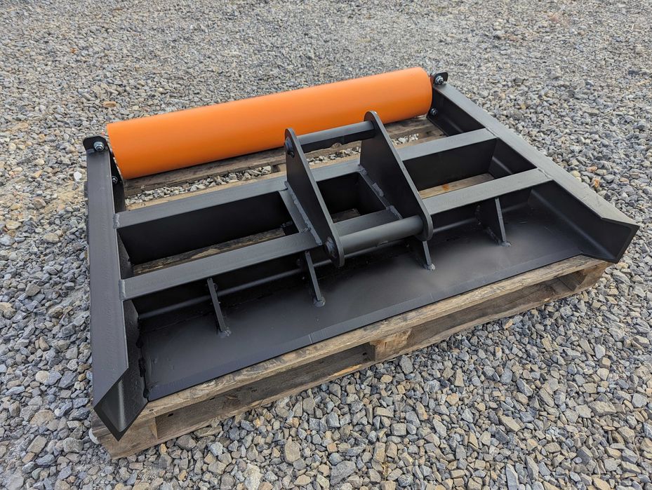 Niwelator do minikoparki 120 cm – Hardox500, S355N, różne mocowania