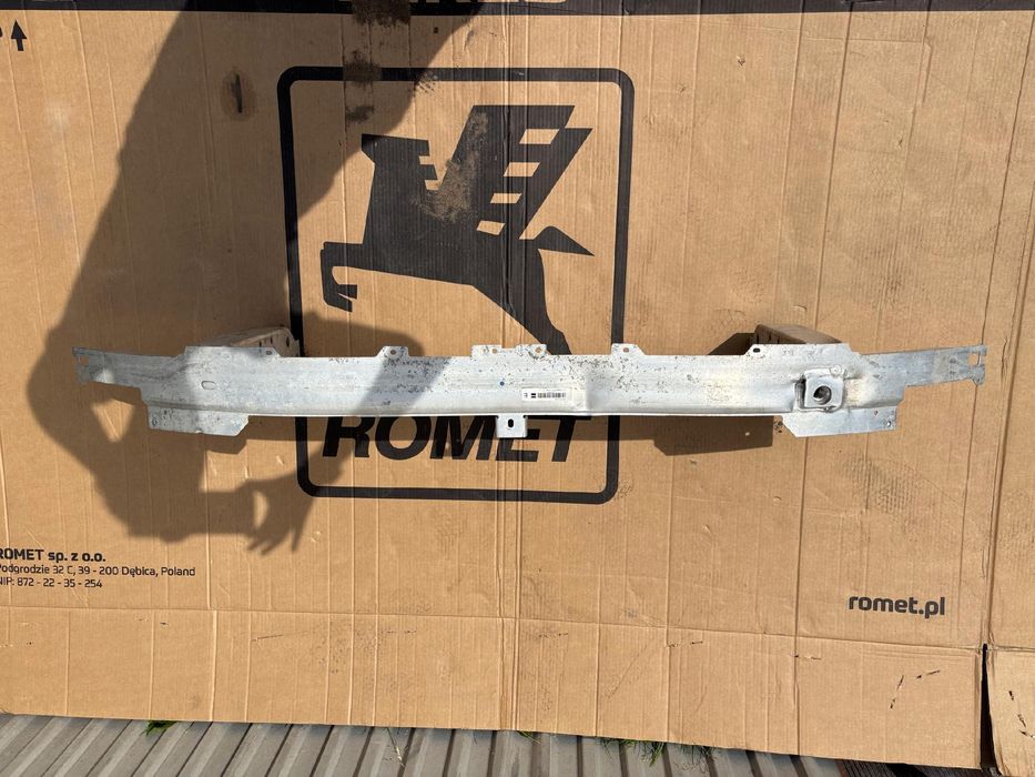 BMW 5 G30 G31 2017 - belka przednia pod zderzak wzmocnienie oryginał