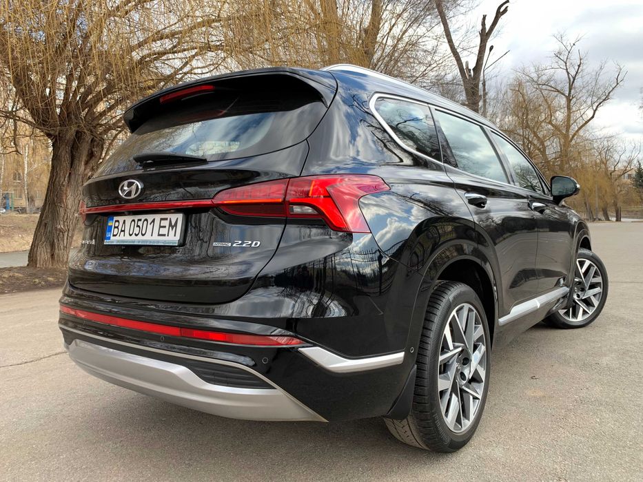Hyundai Santa Fe TOP Официал 2.2 дизель 2021 год.