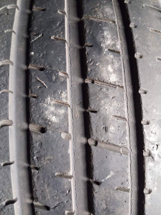 285.30.21 Pirelli 2шт літо шини б/у склад Харків шиномонтаж вулиця андріївська 2 працюємо без вихідних з 9:00 до 18:00 даємо гарантію на встановлення