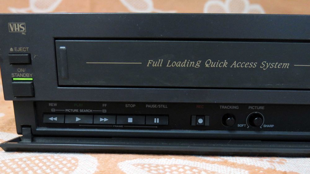 Продам видеомагнитофон Toshiba X-109 CZ