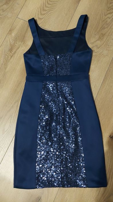 Sukienka elegancka z cekinami XS/S Sylwester karnawał