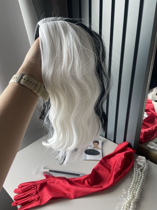 Nowy zestaw cruella de mon peruka rękawice cygarnica perły