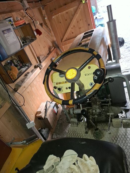 Traktor 15koni robiony +przyczepa