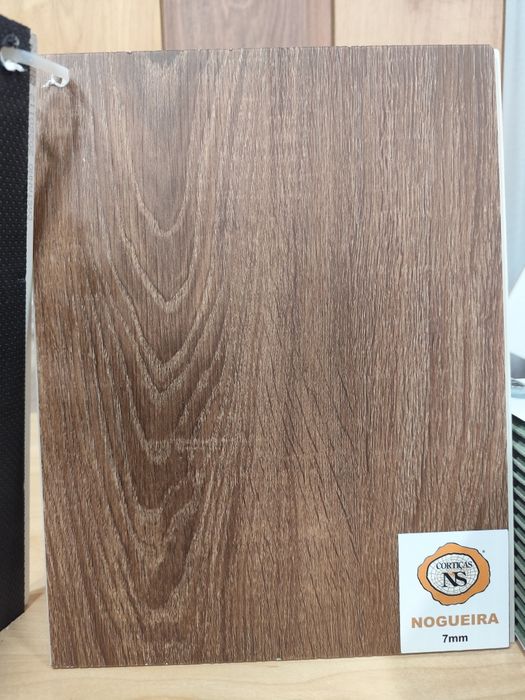 Flutuante Vinílico SPC ROYAL XL WL70 Clic 1520x228x7mm (ENVIO GRÁTIS)