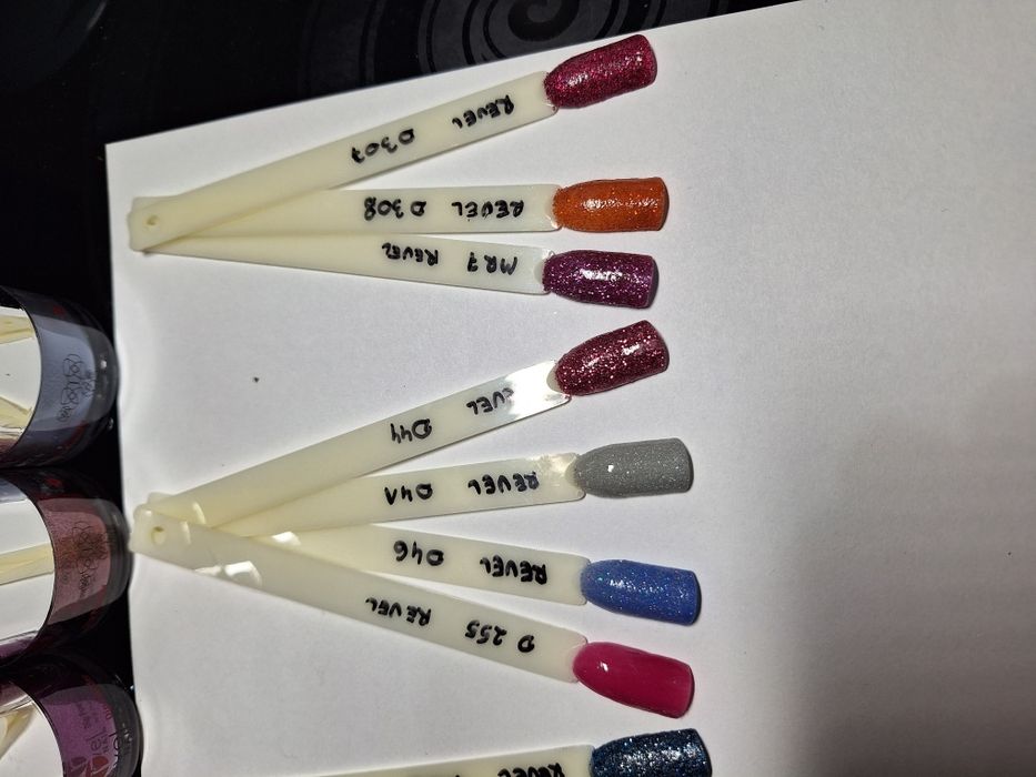 Pudry tytanowe firmy revel