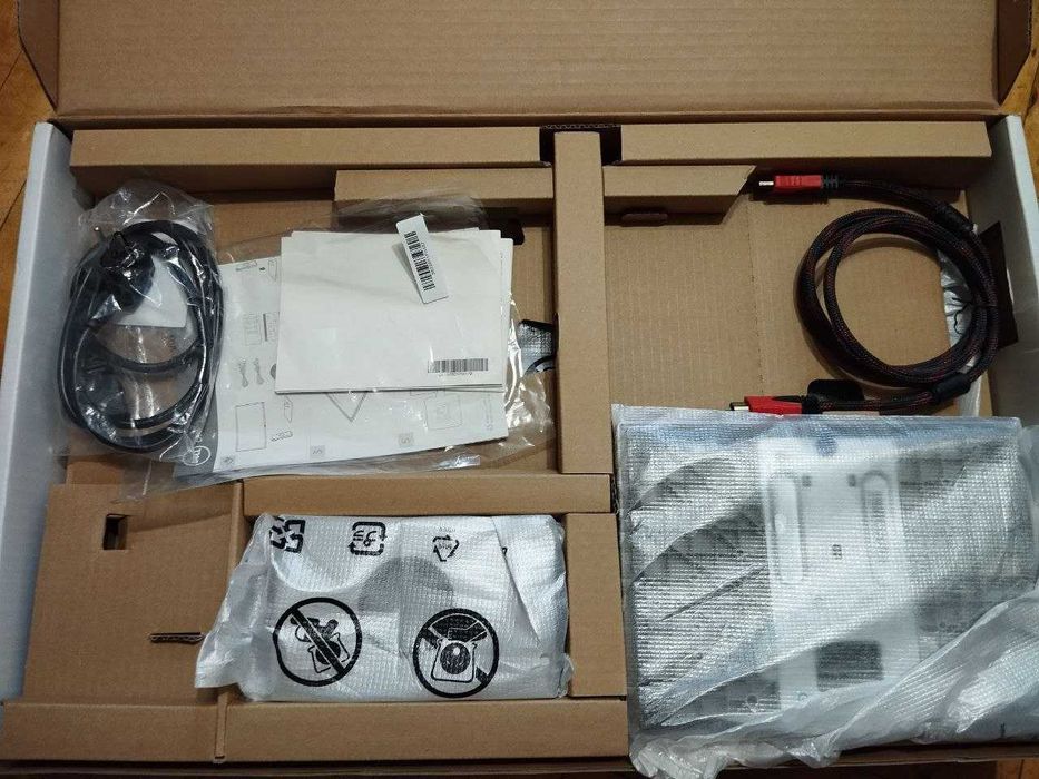 Монітор 23.6" Dell SE2417HG