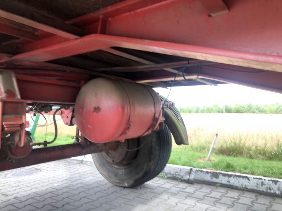 Przyczepa ciezarowa rolnicza RESOR platforma zboza siana bel slomy