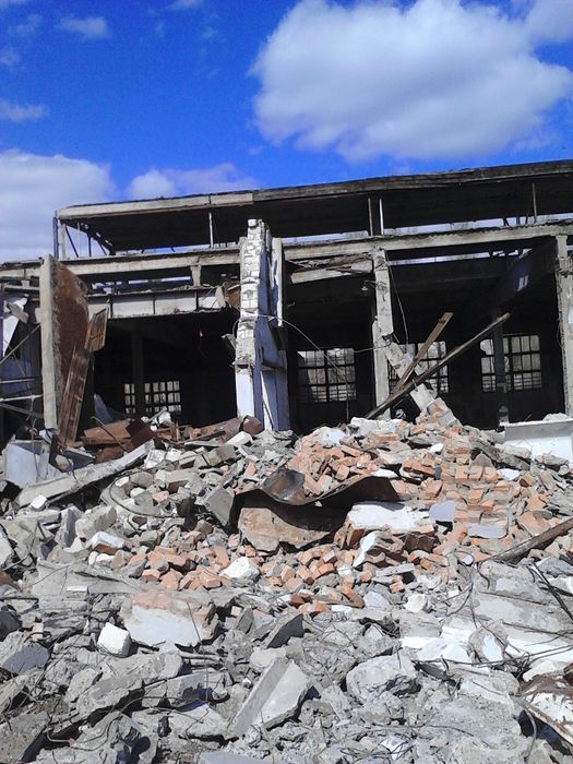 Выкупаем.здания,фермы,стройматериал