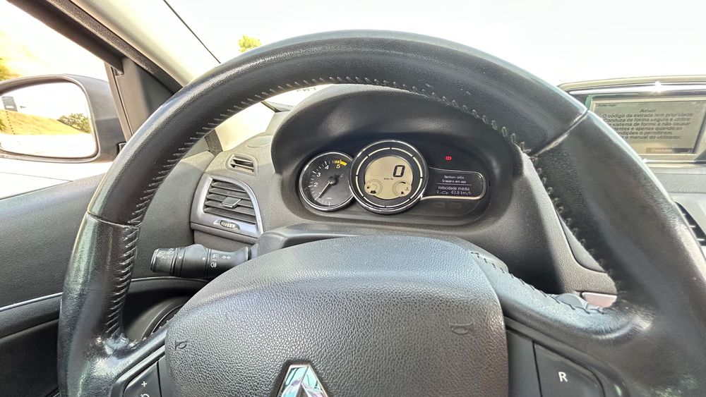 Renault edition limited bom estado