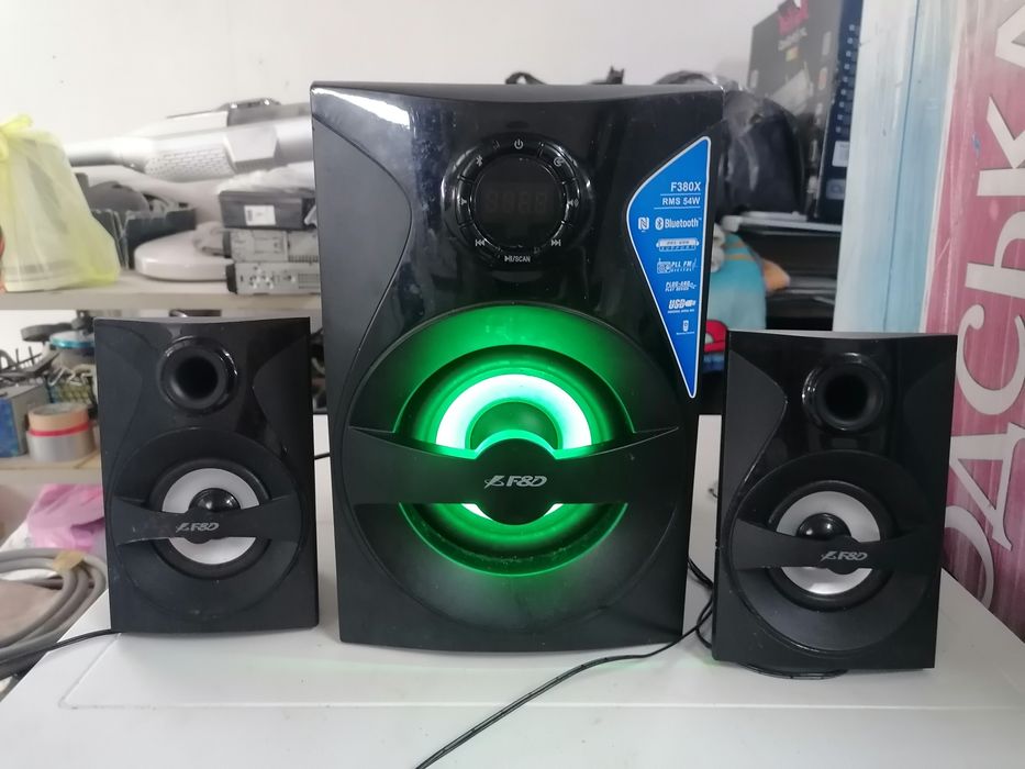 Музичний центр. Доставка