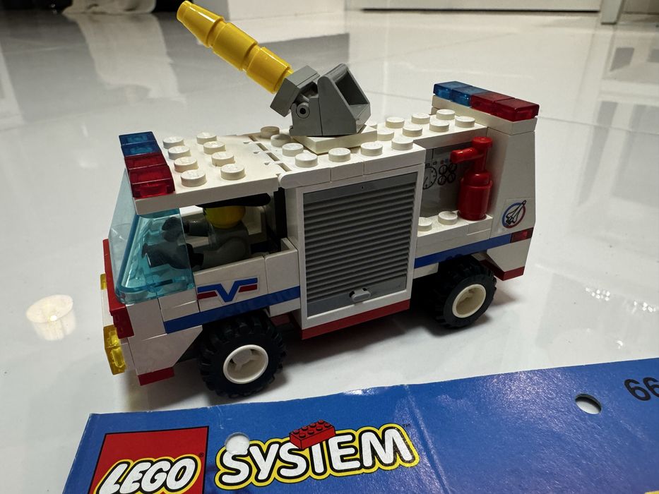 Lego 6614 Launch Evac 1