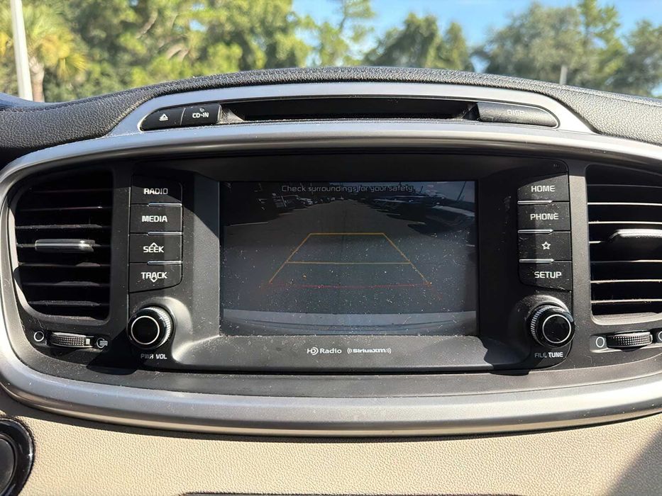 Kia Sorento      2018