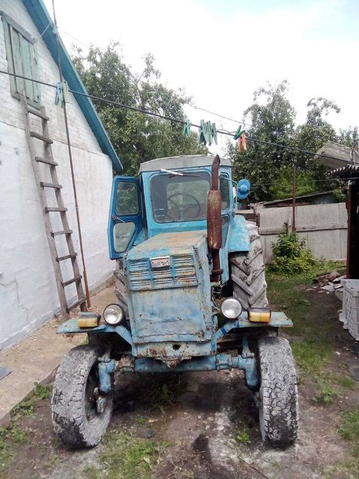 Продам трактор Т-40