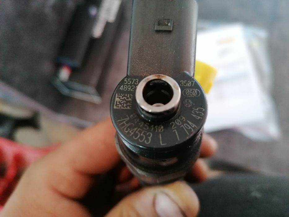 Wtrysk Wtryskiwacz BMW E46 E60 2.0 d 3.0 d 209