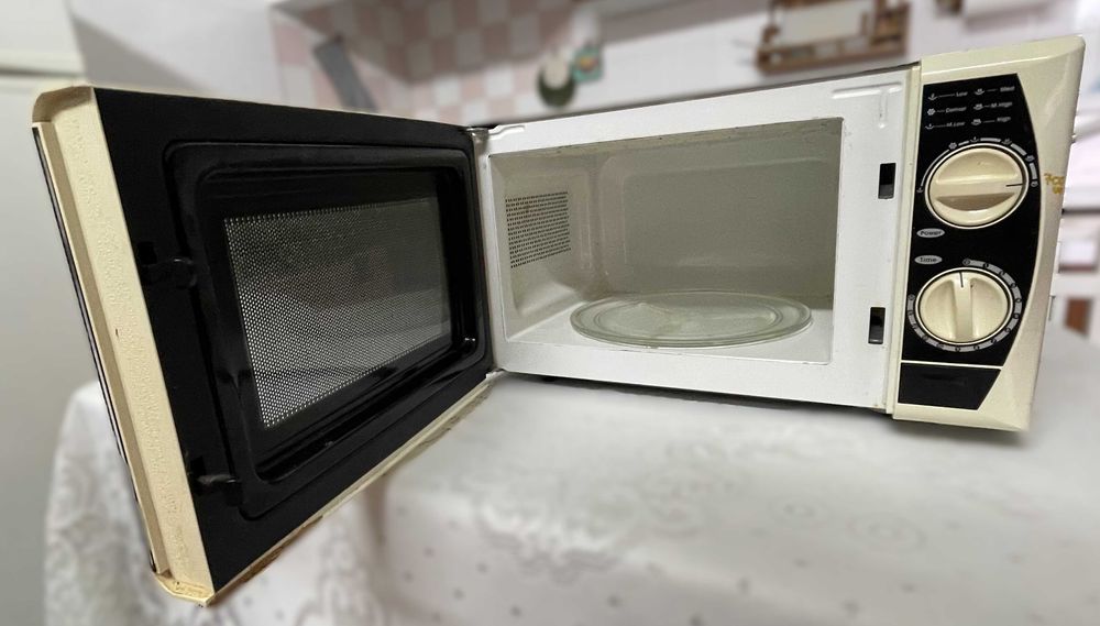 Micro ondas Fairline