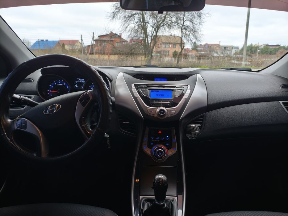 Хюндай Елантра  2013р.