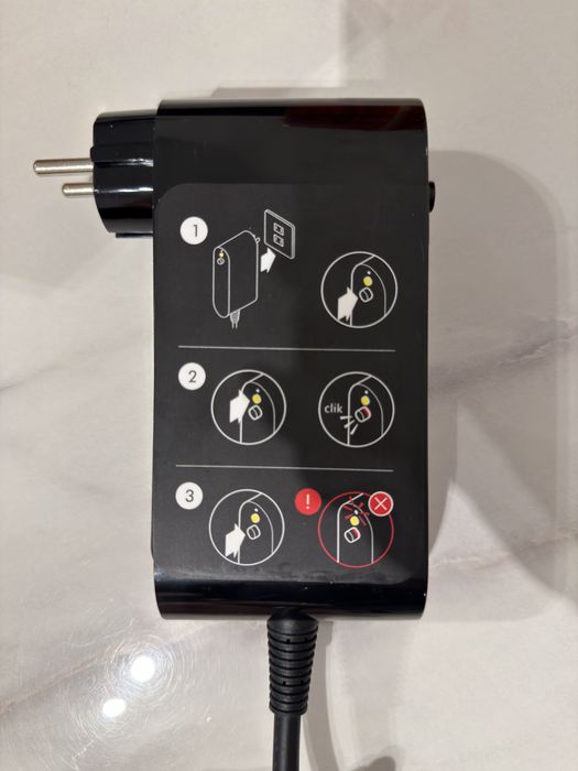 Aeroprostownica Dyson Airstrait