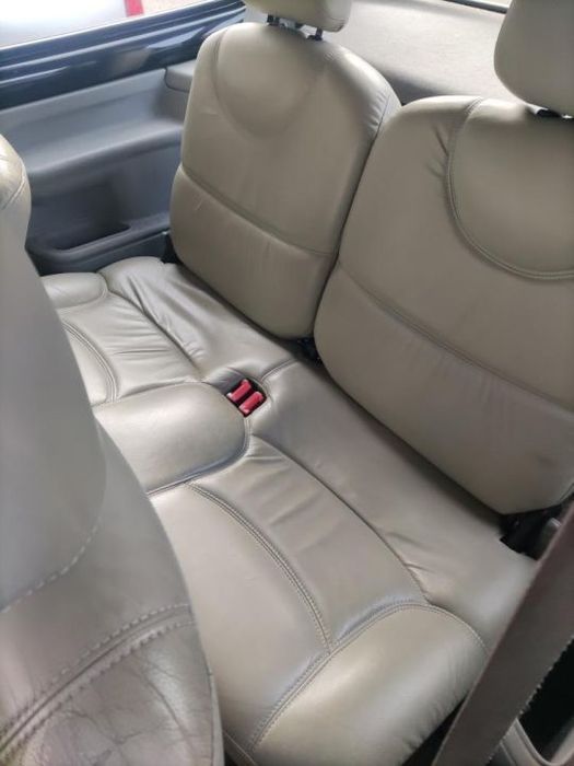 Renault Twingo 1999 Initiale -peças de mecânica e chapa