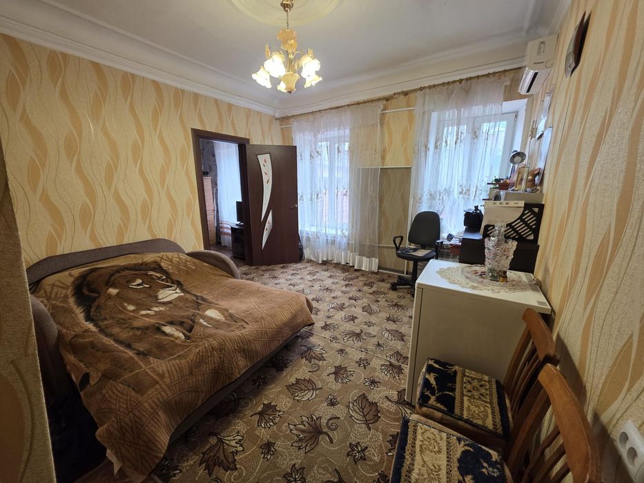 Продам 2 ком квартиру ул.Болтенко(Лазарева) Молдаванка жилая(220-531)