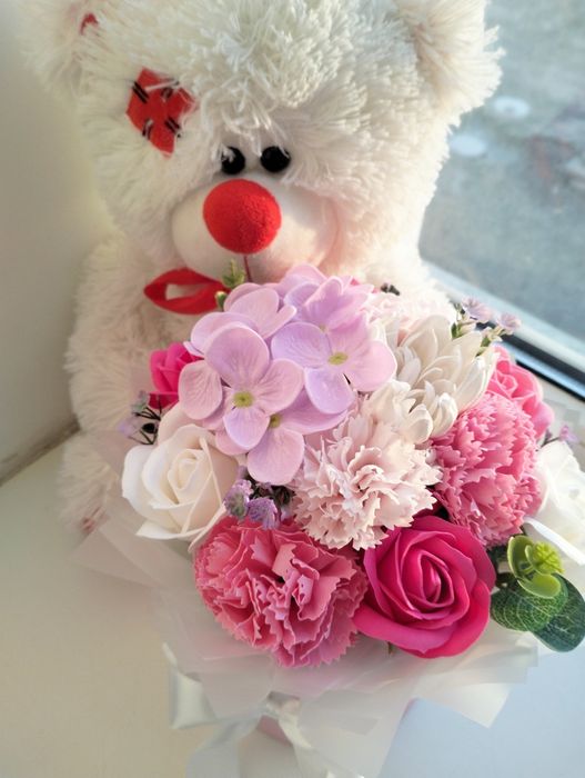 Подарункові бокси Букети з мильних квітів