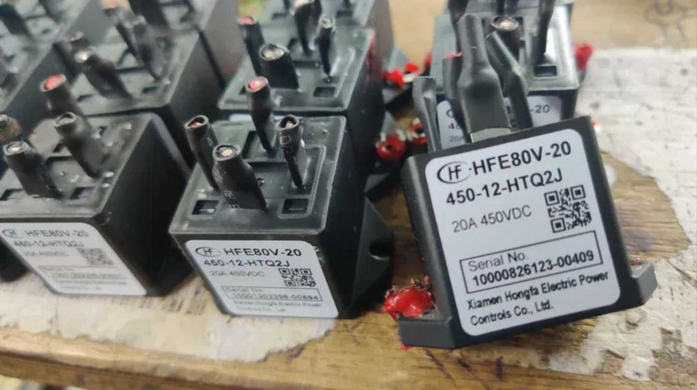 Продам контактор реле 200 А 12 в
