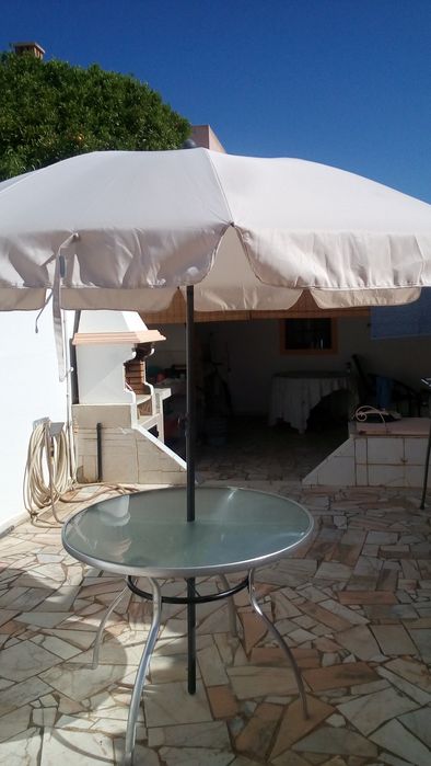 Mesa Jardim + Guarda-sol Azul