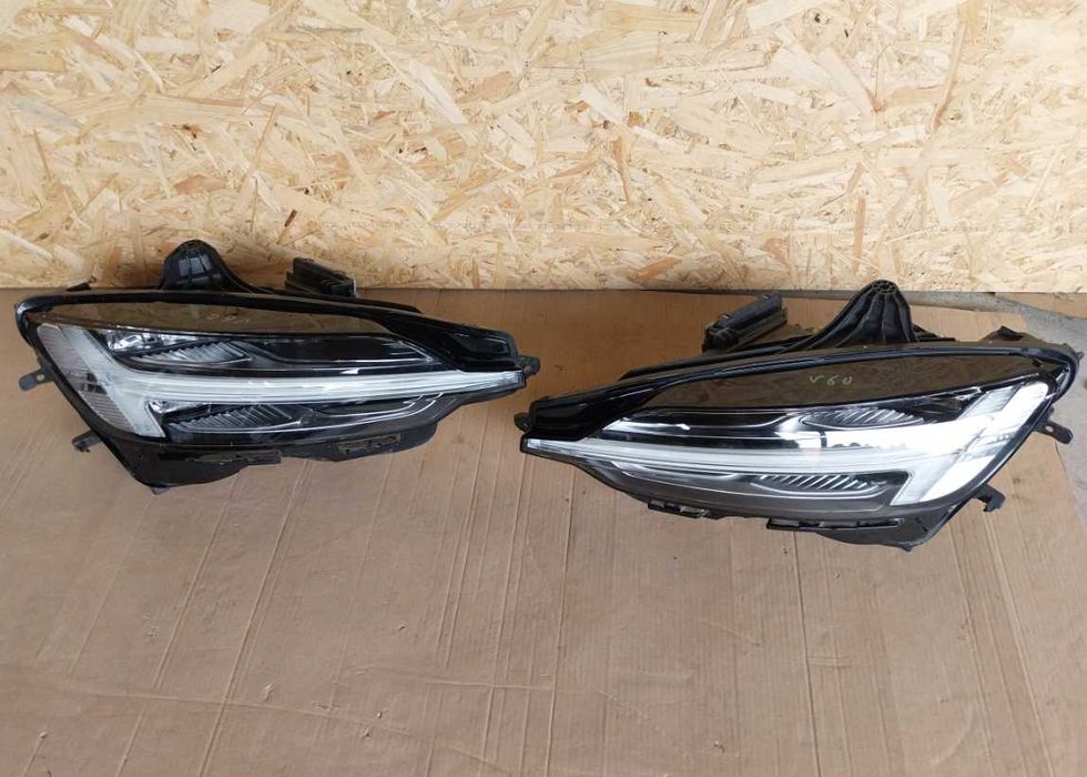 Фари передні Volvo S60 V60 3 III Фара права або ліва EU USA разборка