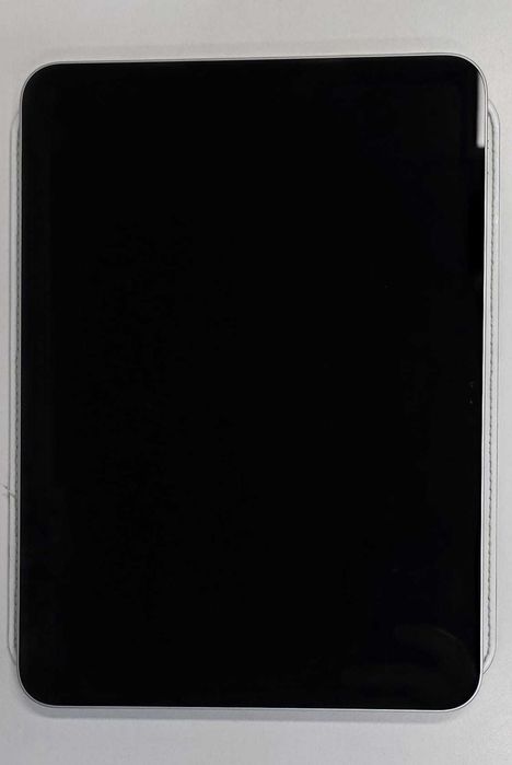 Tablet Apple Ipad 11 2025 ( A16 ) / Gwarancja / Bateria 99% / 52 cykle /  Toruń / Prezent